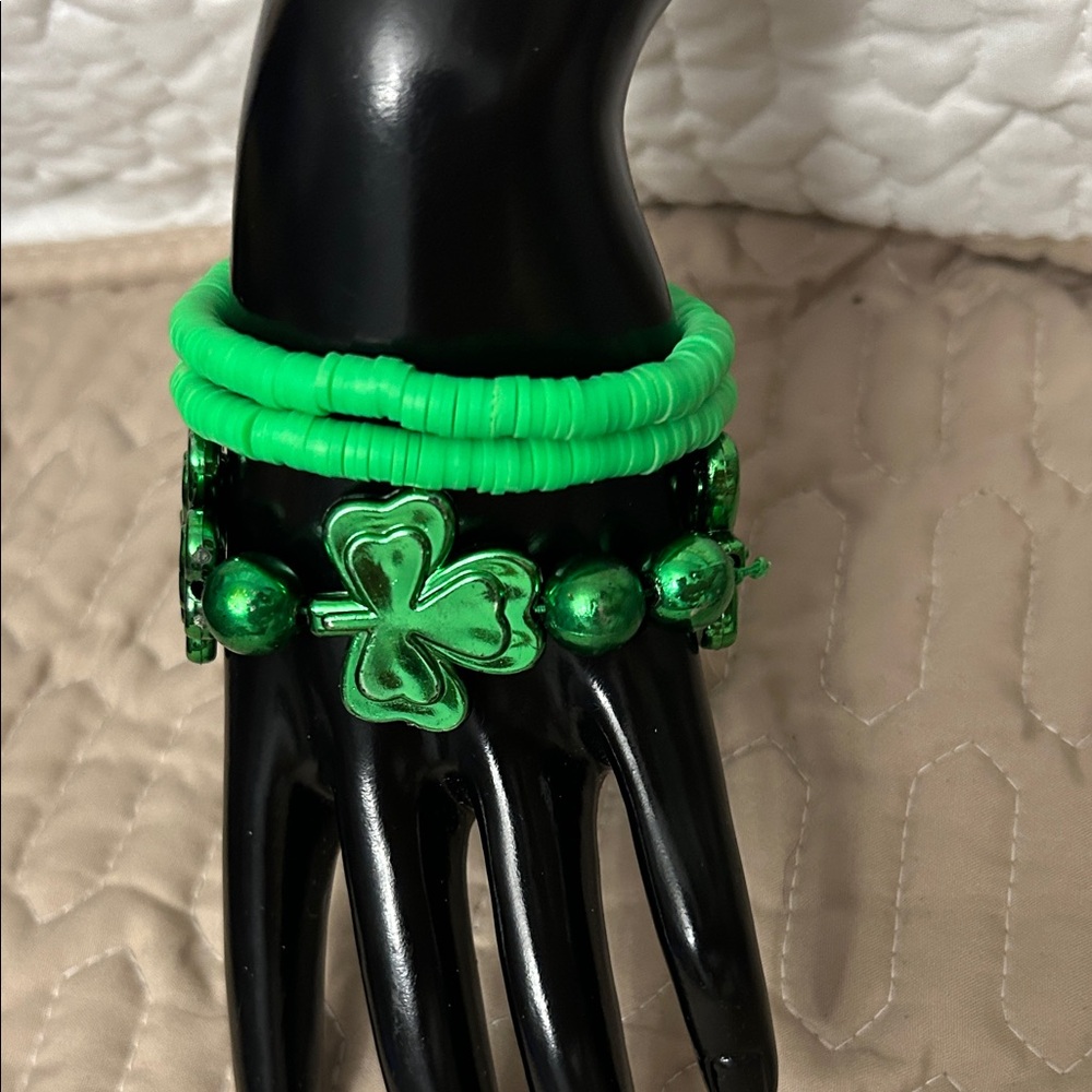 Green Clover Charm Bracelet Set